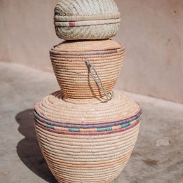 Panier en rotin tressé